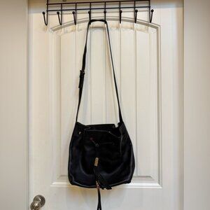 Kate Spade Grey Street Cooper Bucket Bag in Black Pebble Leather. 10 x 11 x 6